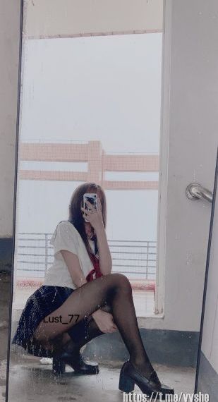 欧美小萝莉直播视频_国语版高清
