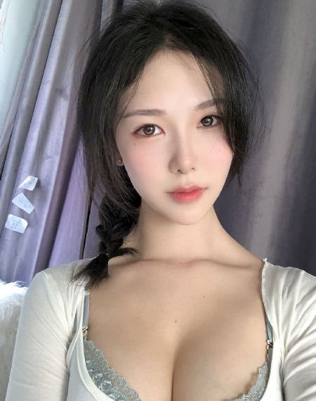 欧美肉感肥婆_DVD全集在线观看